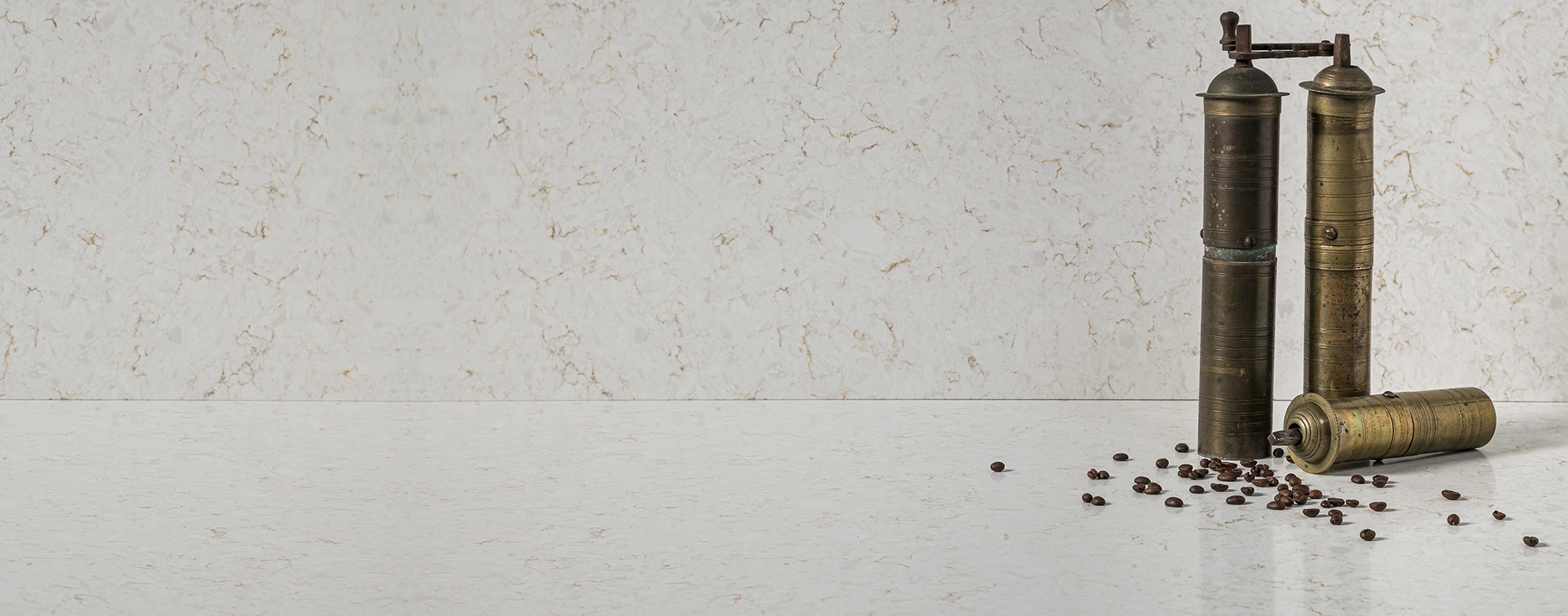 Çimstone tezgâh — Sineda serisi, açık ton modern mutfak